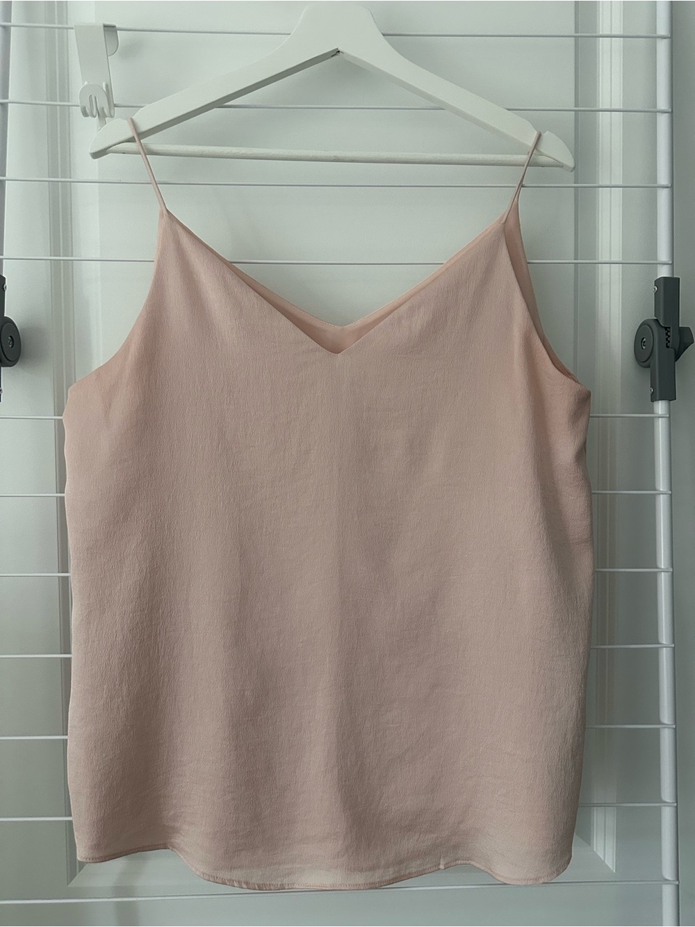Calvin Klein Pale Blush V-Neck Satin Cami size medium